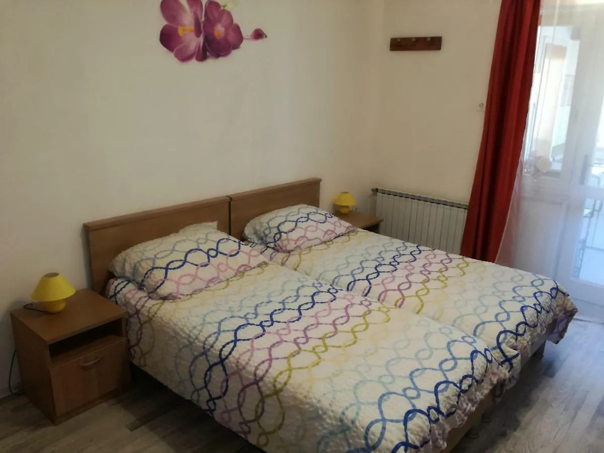 Vile Park Studio Apartments Porec 0*,