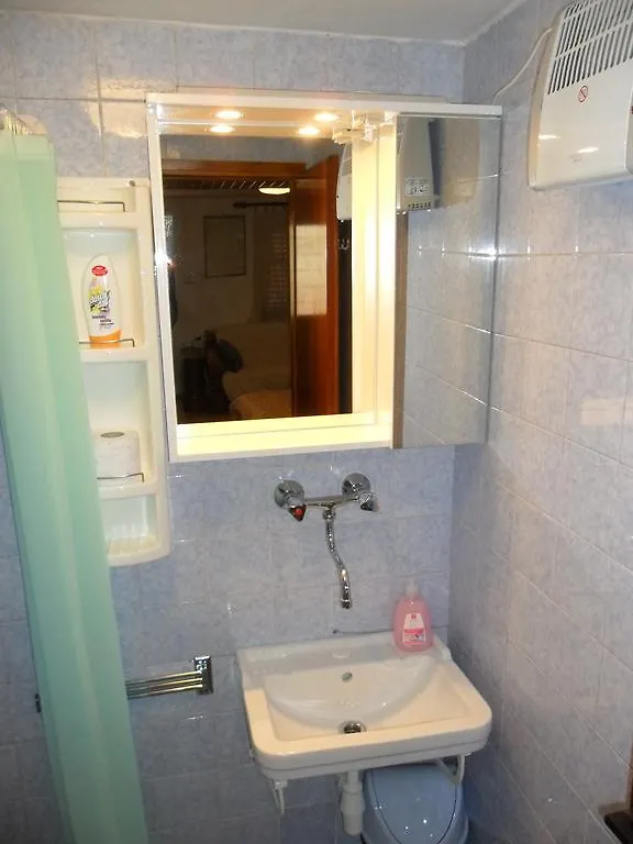Vile Park Studio Apartments Porec